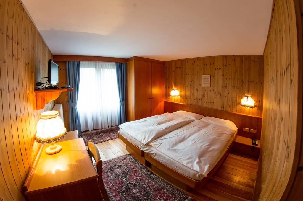 Hotel Gran Baita Gressoney-Saint-Jean Camera foto